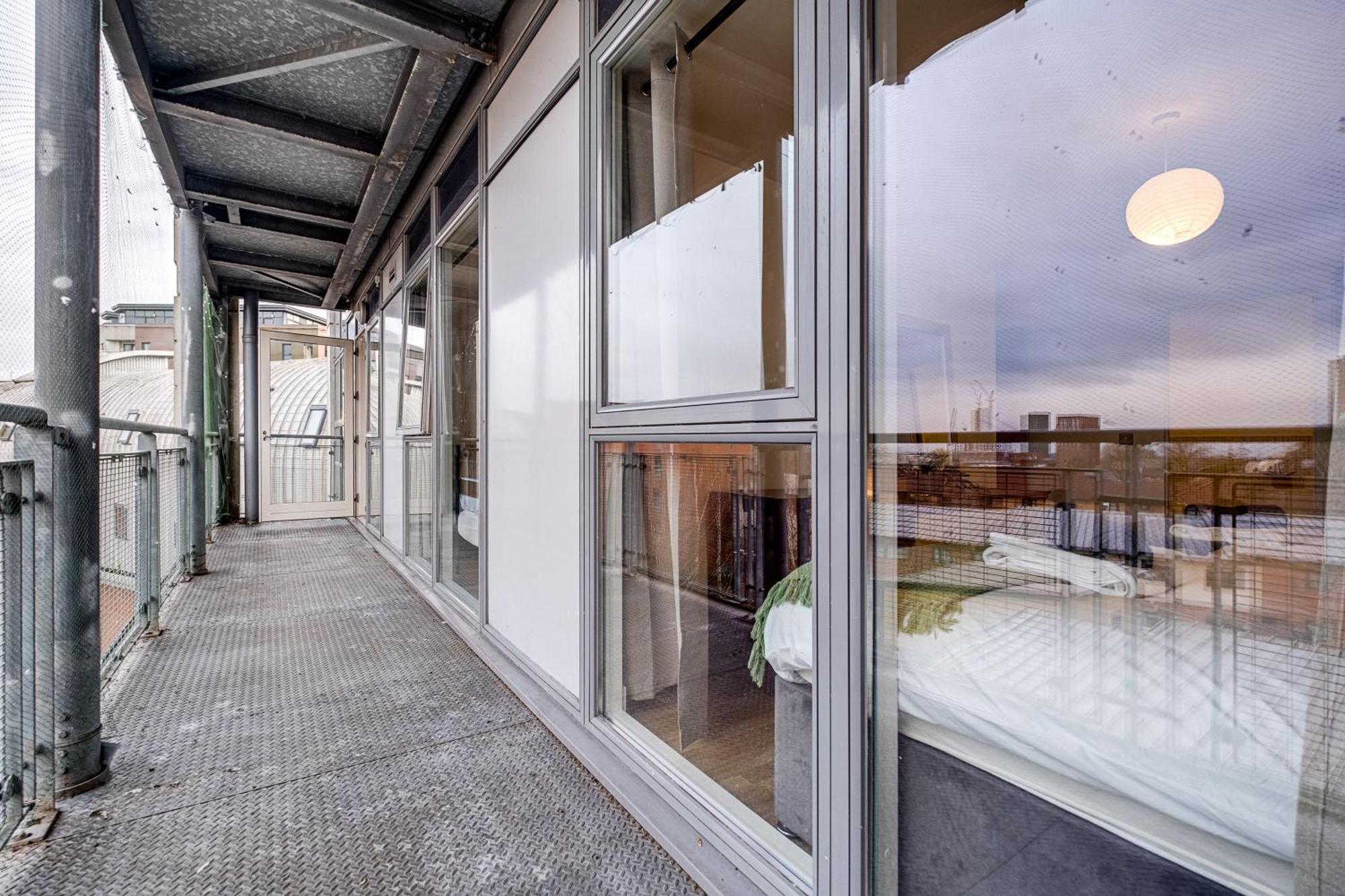 Apartment The Asian With View - 28 Nights Birmingham